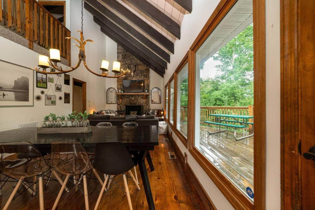 A Smoky Mountains Retreat - Chalet De Montagne Villa Gatlinburg Bagian luar foto