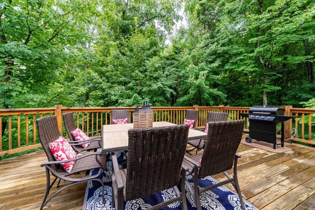 A Smoky Mountains Retreat - Chalet De Montagne Villa Gatlinburg Bagian luar foto